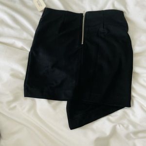 Black asymmetric forever 21 skirt